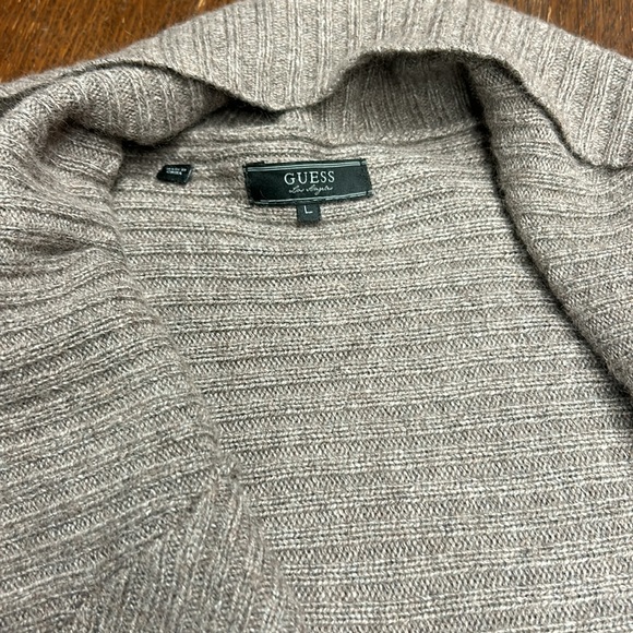 GUESS cardigan - Picture 7 of 10